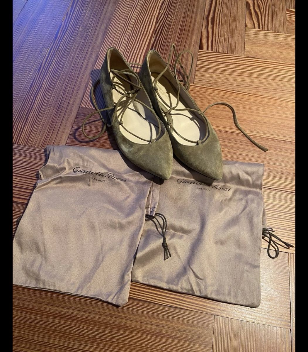 Scarpe da donna: Gianvito Rossi Ballerinas 39 – Usato da Saanen venduto da SoniaMichaela