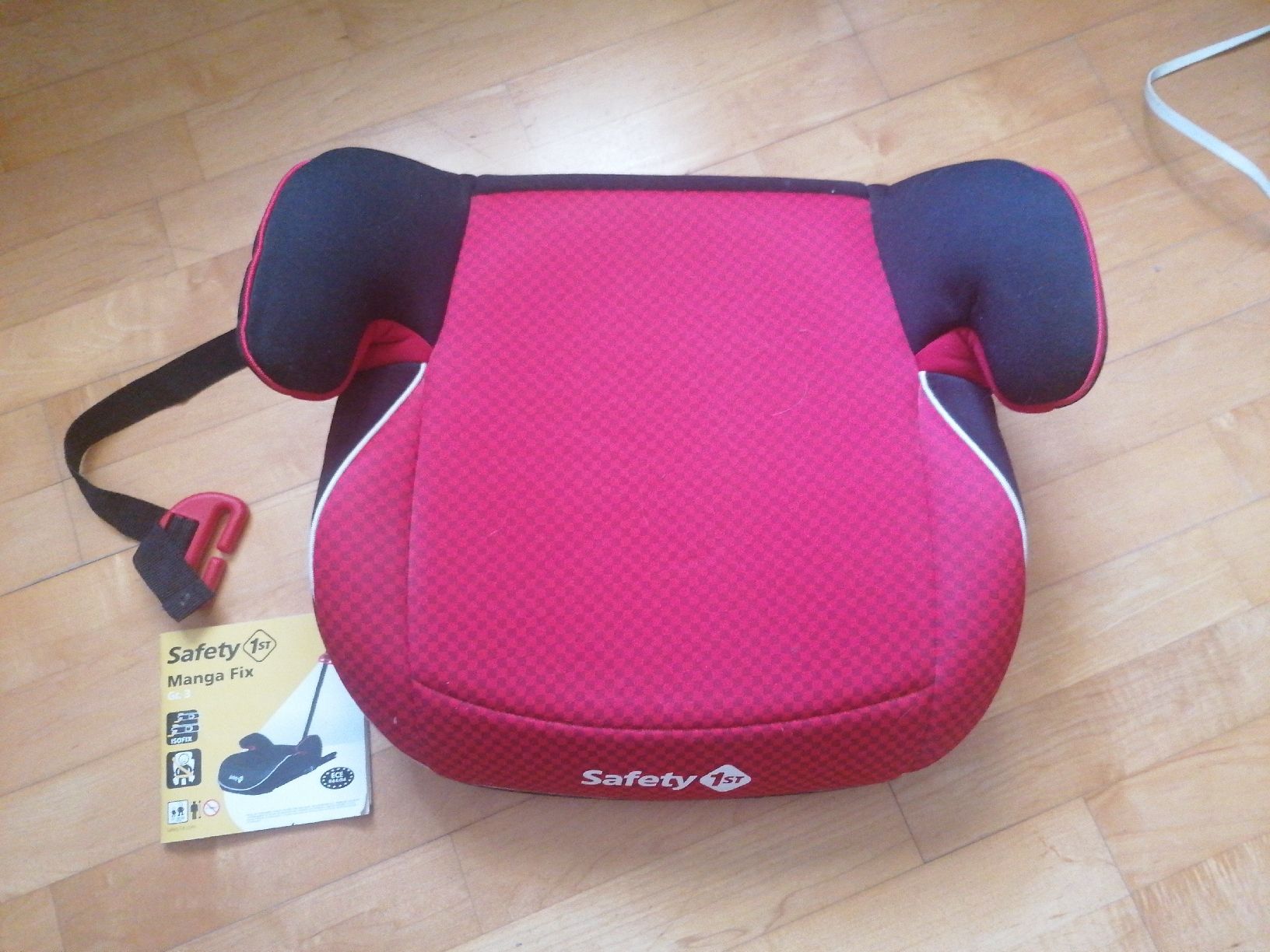 Sièges auto: Sitzerhöhung mit Isofix 22 - 36 kg – D'occasion à Hettlingen par CaroliR