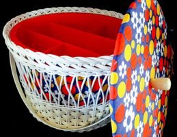 Nähkasten Nähkorb panier couture 70s Pop Flower Power Hippie
