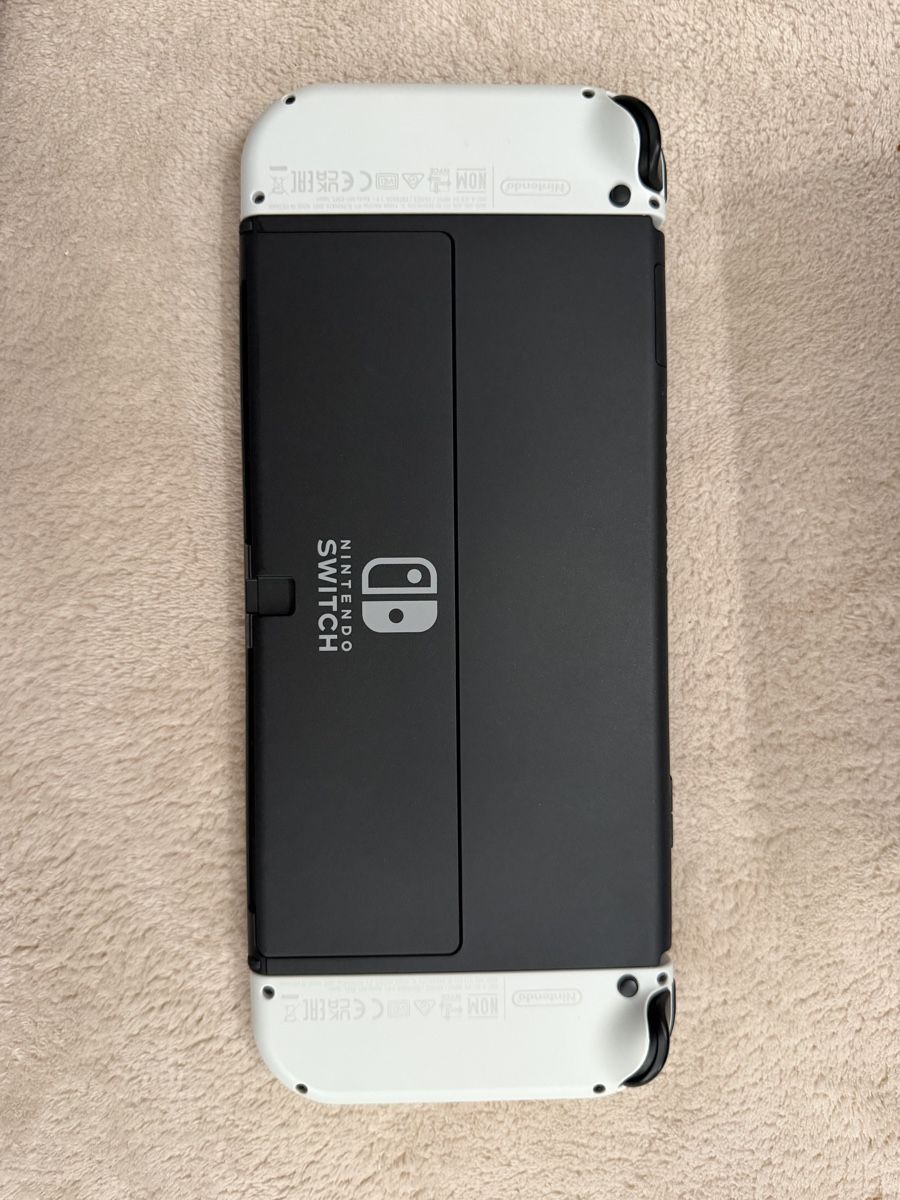 Nintendo Consoles: Nintendo Switch Oled Weiss – D'occasion à Thayngen par Jruer- 2