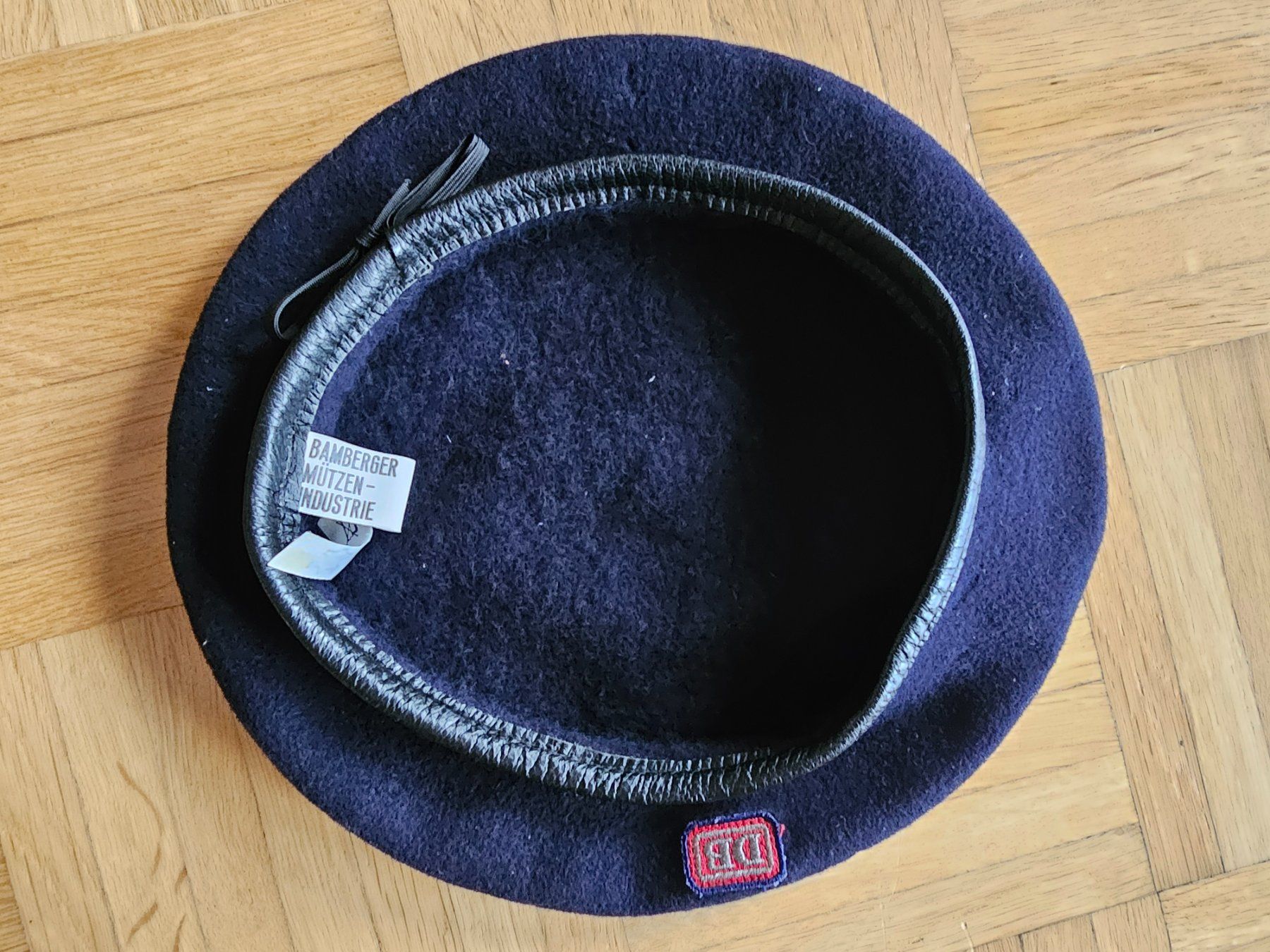 Uniformi: DB Béret Hut Gr. 56 – Usato da Kaufdorf venduto da Sj1 1