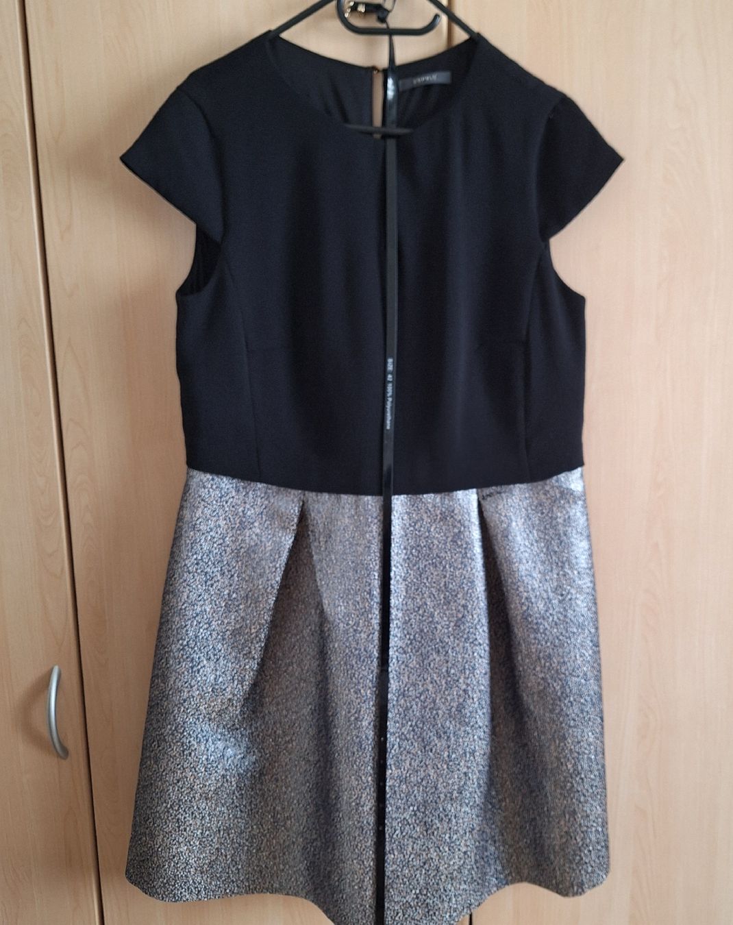 Vestiti: Party Kleid Esprit gold glizernd – Nuovo (secondo la descrizione) da Steckborn venduto da country43