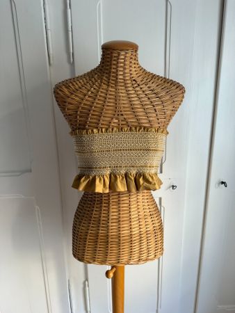 OYSHO - Bikini Oberteil ockergelb-weiss M