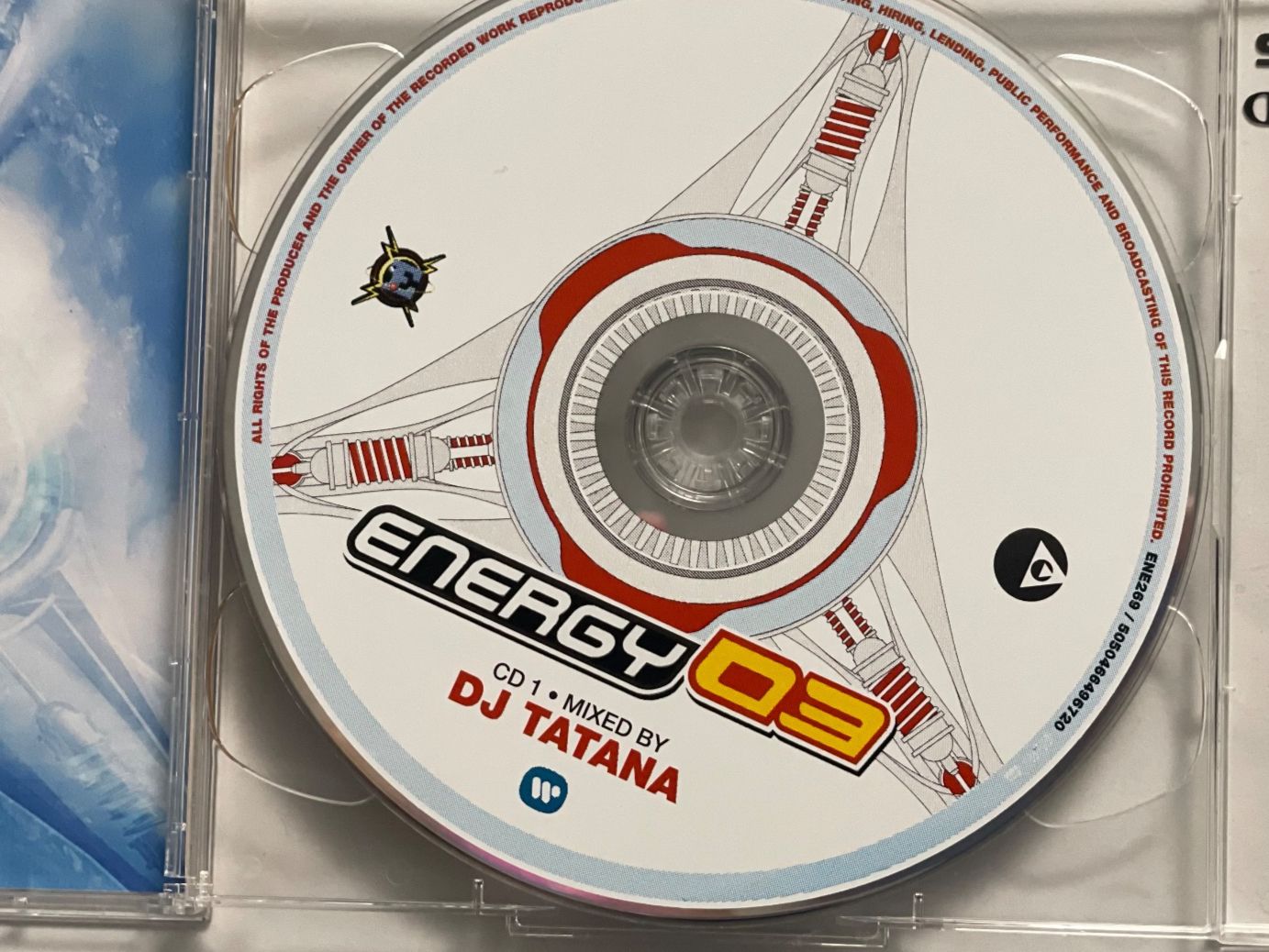 CD: DJ Energy & DJ Tatana – Usato da Muri b. Bern venduto da AdidasCollector 3