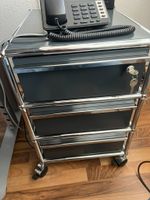 USM Haller Rollcontainer / Korpus mit 3 Schubladen