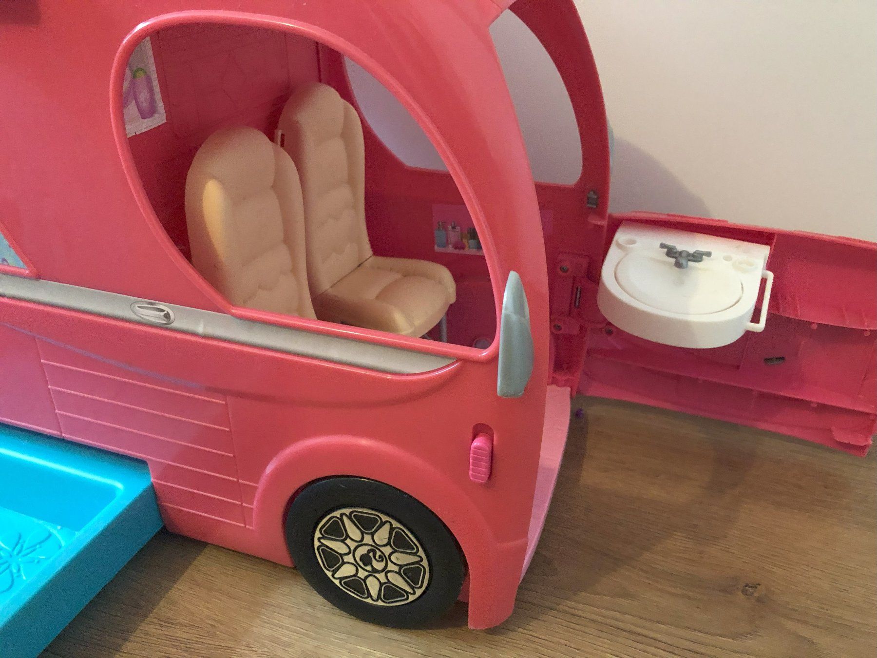 Bambole: Barbie camping car – Nuovo (secondo la descrizione) da Estavayer-le-Lac venduto da Lor_tjg5 7