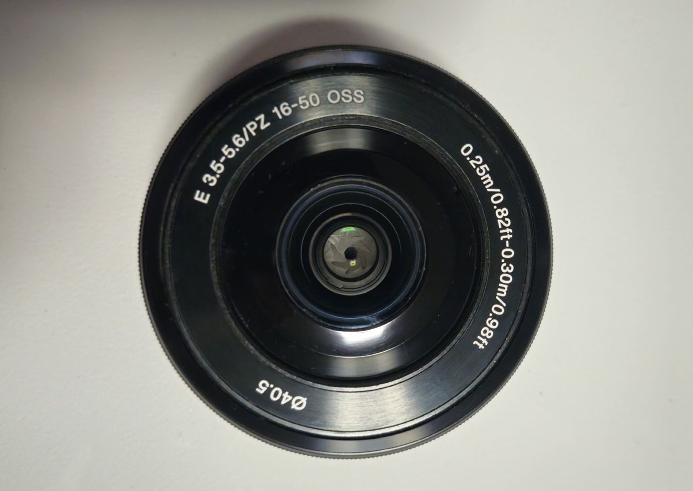 Sony Obiettivi: Sony E-mount Kitobjektiv – Usato da Brittnau venduto da dxf