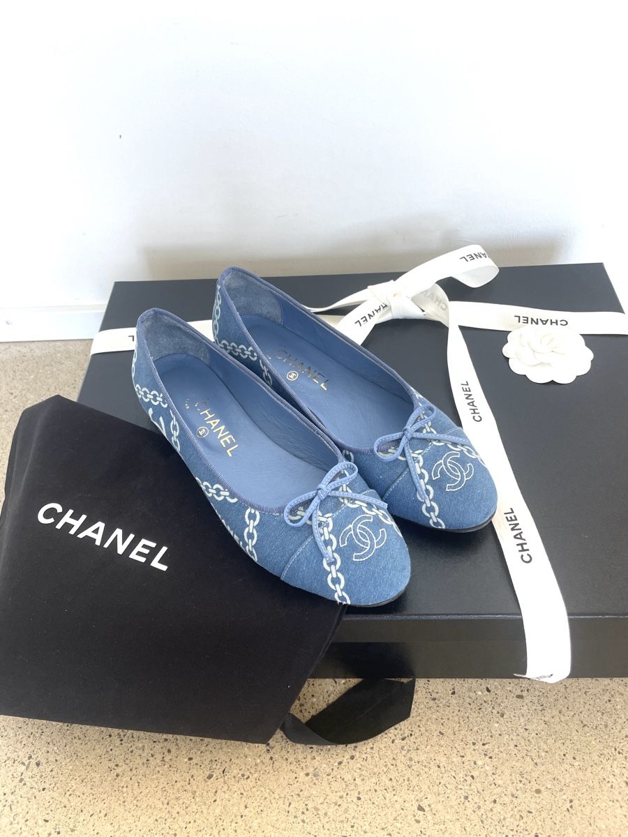 Chanel Scarpe da donna: Chanel Ballerinas – Usato da Stäfa venduto da Nicole093 1