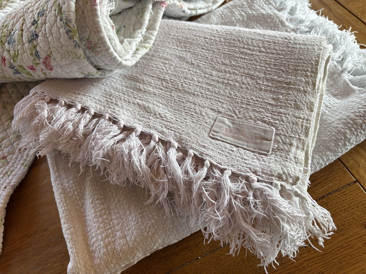 Tissus: Greengate Elwin White – D'occasion à Frasnacht par Arbor_felix 3