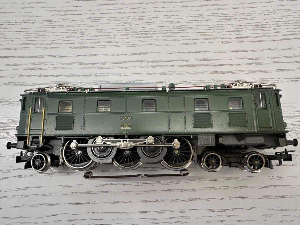 Märklin Modelleisenbahnen: Märklin 3167 SBB Ae 3/6 digital HLA – Gebraucht aus Lupsingen von New-Haven 2