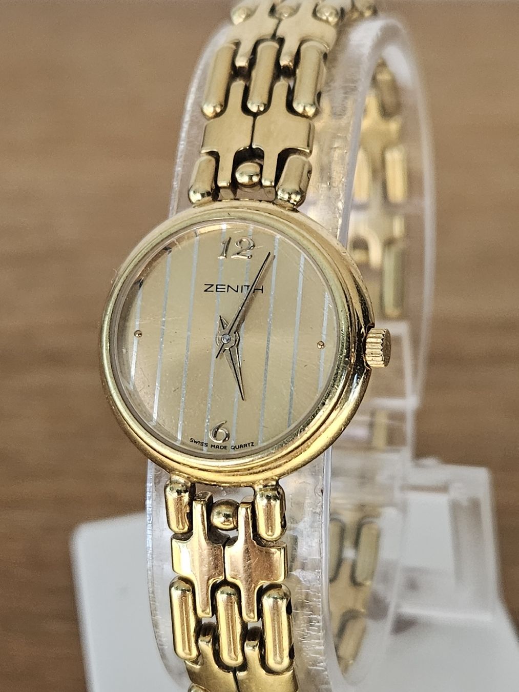 Zenith Uhren: Zenith Damenuhr 23mm – Gebraucht aus Flamatt von pie_f9zm