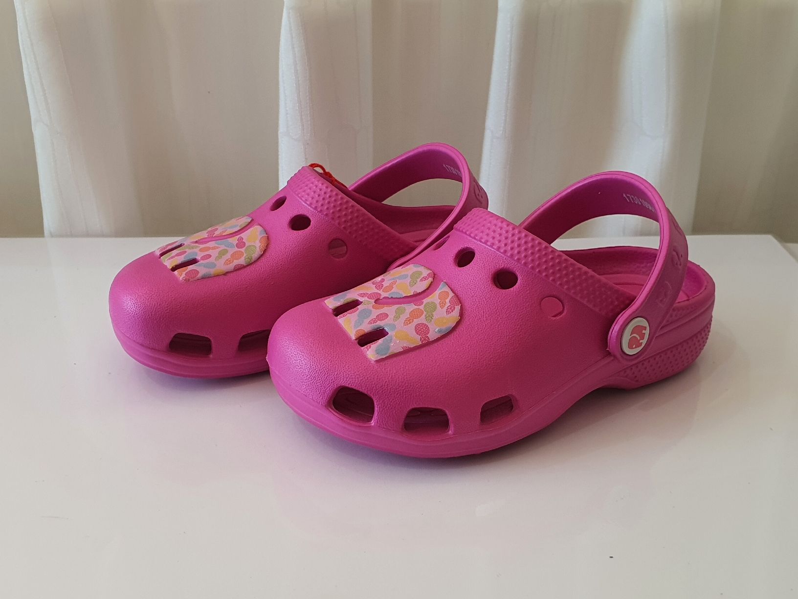 Elefanten Schuhe für Mädchen: Gr. 26 - Elefanten Clogs Kindersandalen, Neu – Neu und originalverpackt aus Nürensdorf von kin_2jn6