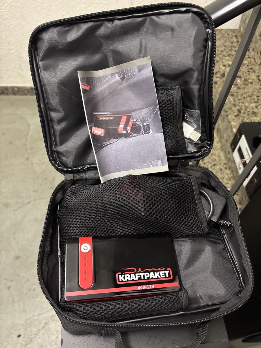 Batterie-Ladegeräte: Powerbank (Autobatterie) – Gebraucht aus Berikon von ram_b8s8 1