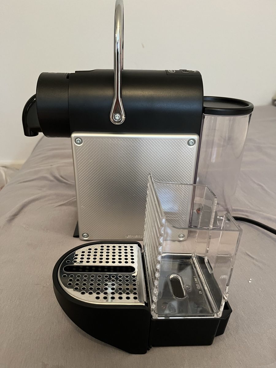 De'Longhi Macchine per caffè & Macchine per espresso: DeLonghi Nespresso Pixie – Usato da Luzern venduto da Lamurga 1