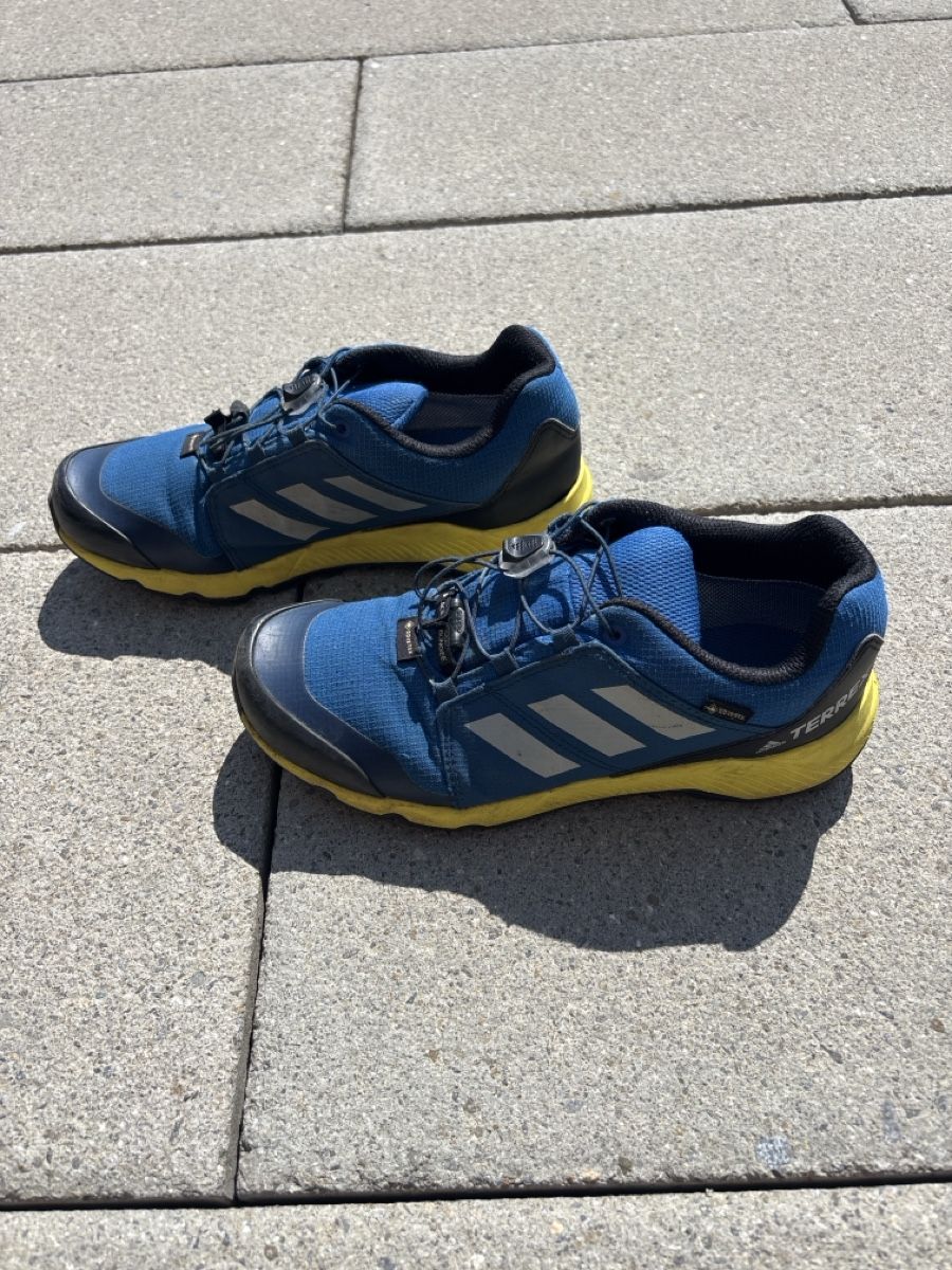 Adidas Chaussures garçon: Adidas Terrex CoreTex Trekkingschuhe, Grösse 37 1/3 – D'occasion à Wohlen AG par Michi761 3