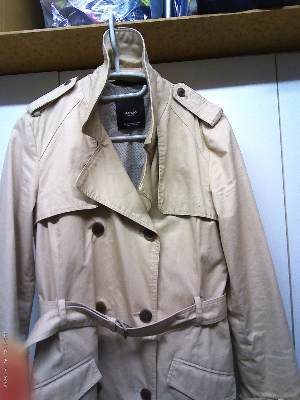 Mango Mäntel: Trenchcoat Mango Basic Gr. 36 beige mit Gürtel – Gebraucht aus Altendorf von zipfizaffi 2