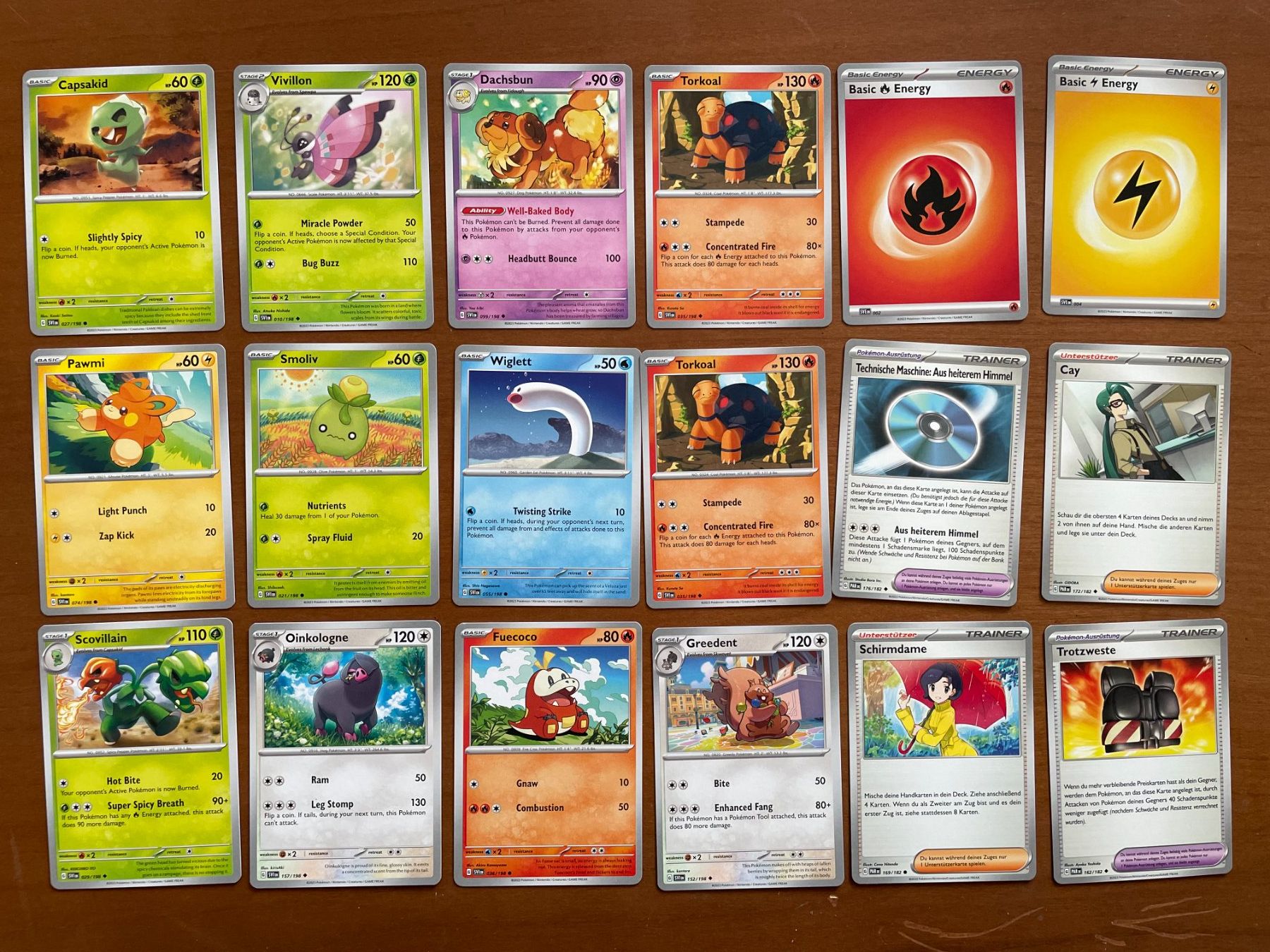 Pokémon Carte collezionabili: Pokemon Karten Set (Versand gratis) – Nuovo (secondo la descrizione) da Chur venduto da Angerson