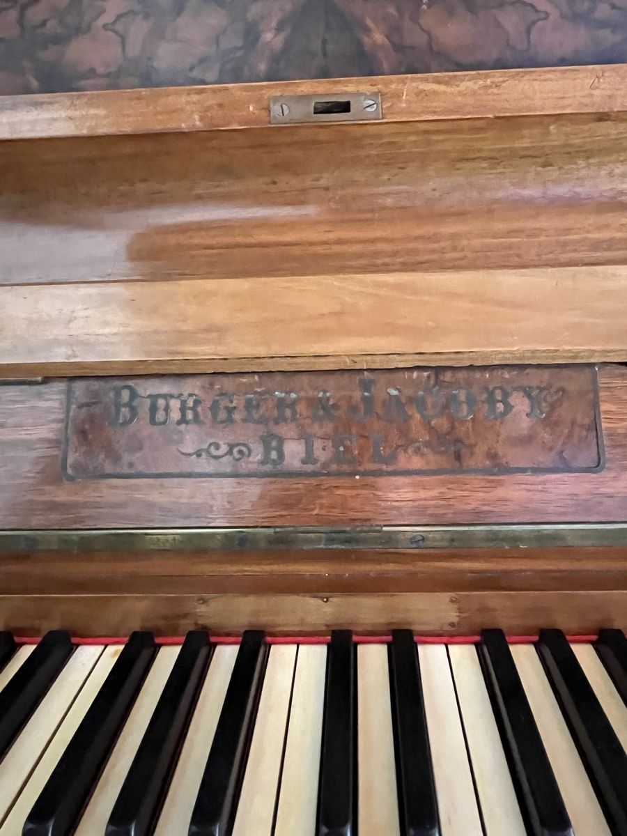 Strumenti musicali: Klavier, Burger und Jacoby Biel mit Hocker – Usato da Frauenfeld venduto da schulhaus03 2