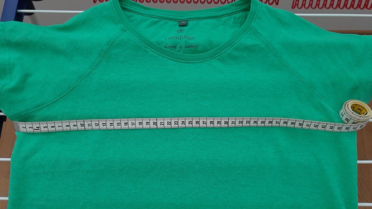 T-shirts: HempAge T-shirt sportiva taglia M – D'occasion à Lugano par Fran015 2