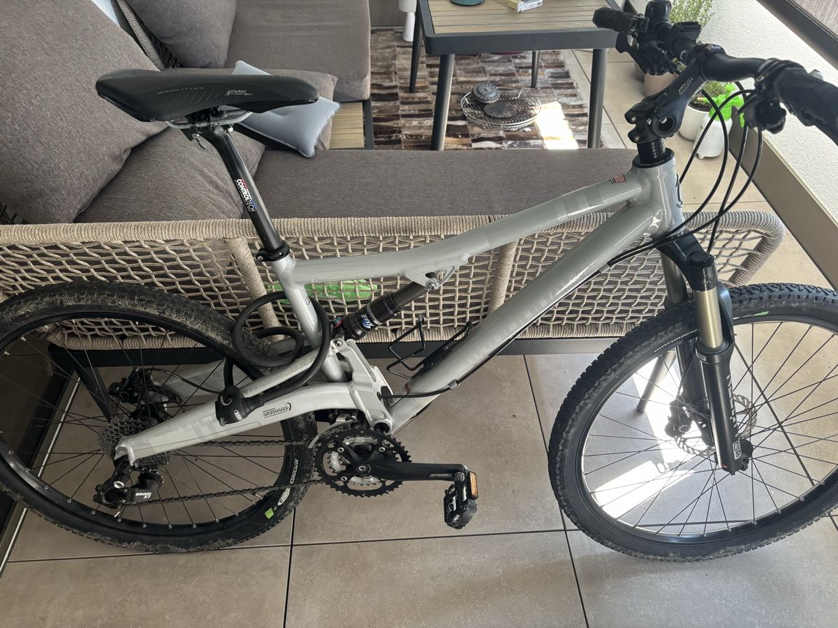 Cannondale Biciclette: Cannondale Rush 6 Kinder Mountainbike Fully – Usato da Biel/Bienne venduto da haetschniddaenkt