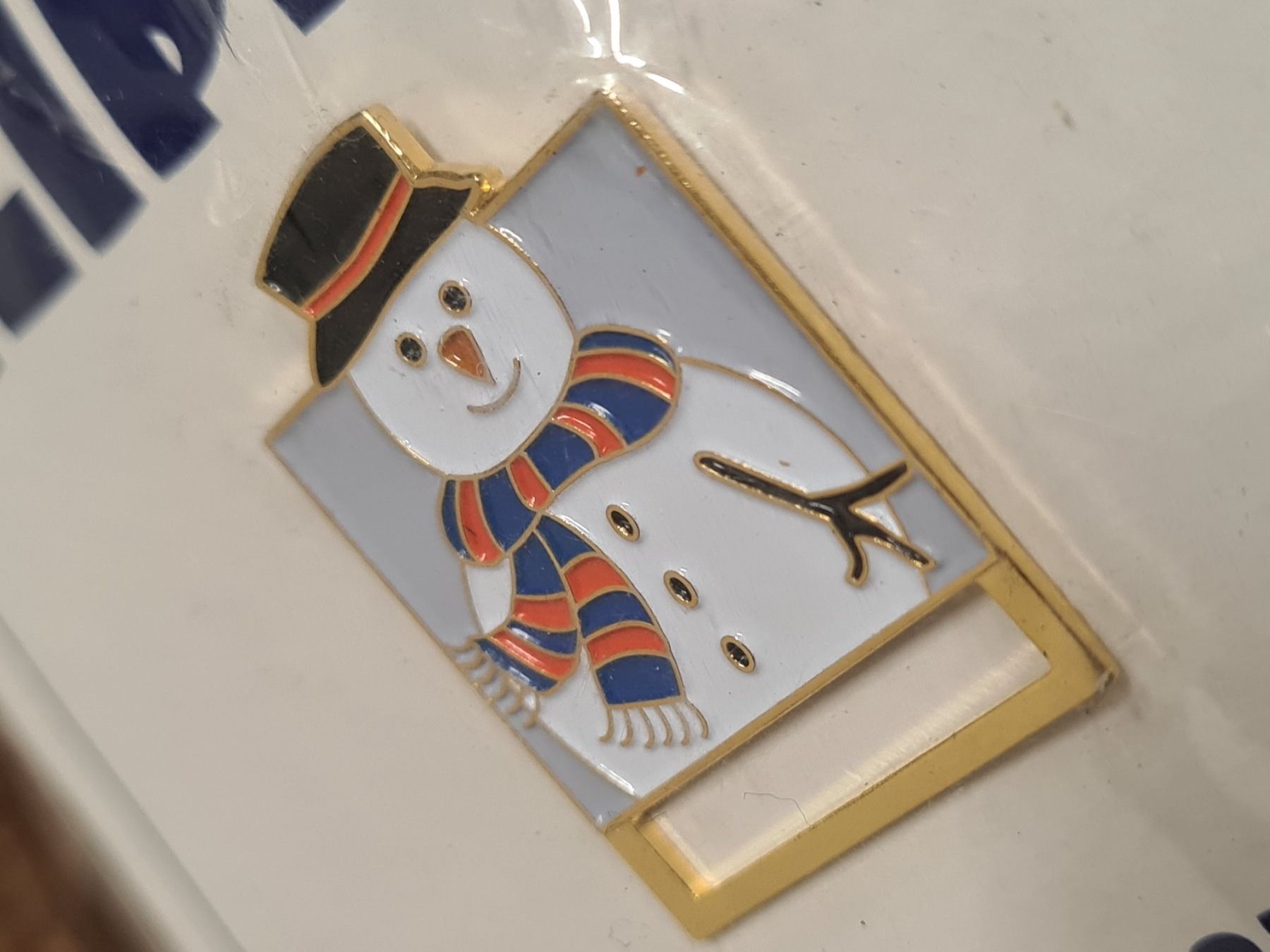 Plaquettes & Badges: Pin – Neuf avec emballage d'origine à Amriswil par used2use 1