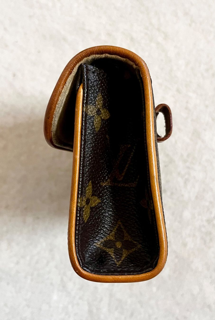 Louis Vuitton Taschen: Louis Vuitton – Neu (gemäss Beschreibung) aus St. Gallen von Viste 4