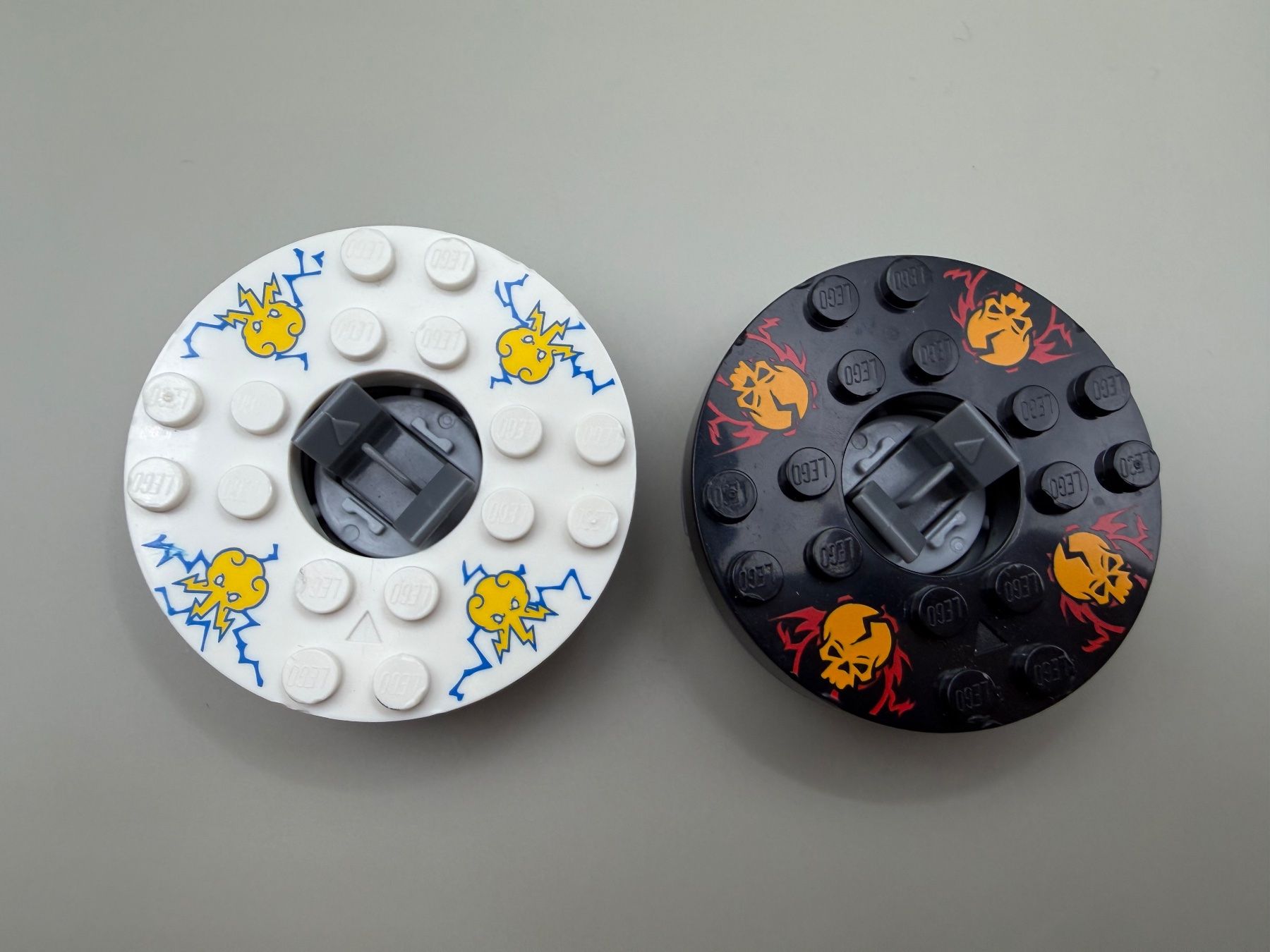 Lego Kit di costruzioni: LEGO 2x Ninjago Spinners (Turntables) – Usato da Neuchâtel venduto da AS_SW