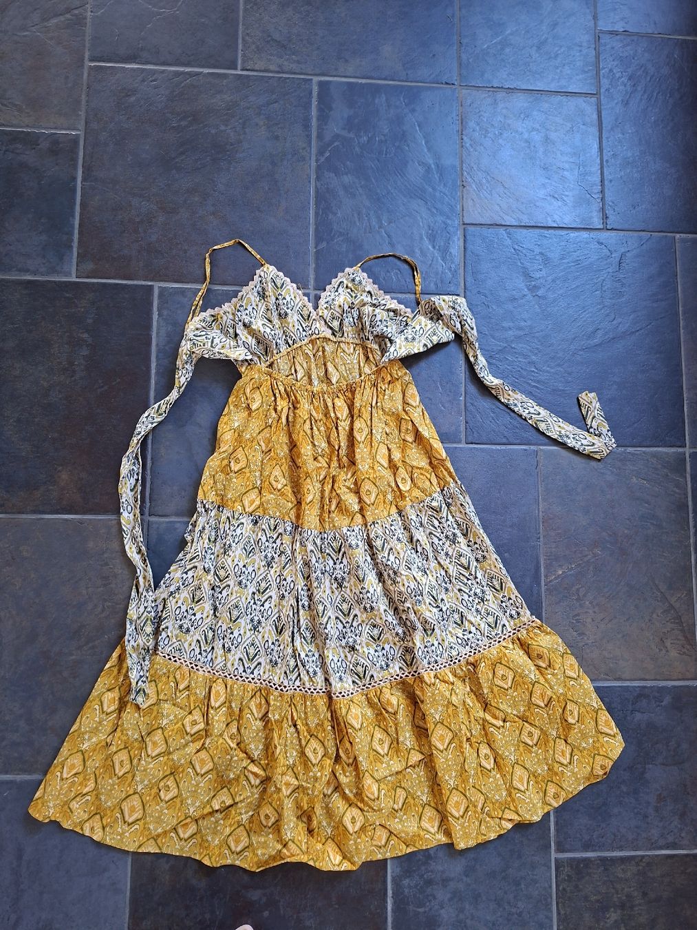 Zara Vestiti: Robe bohème dos nu multicolore  – Usato da Riaz venduto da car_8smd 2