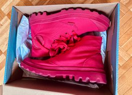 PALLADIUM  Boots  Red 41 Top Zustand Ab 17.-