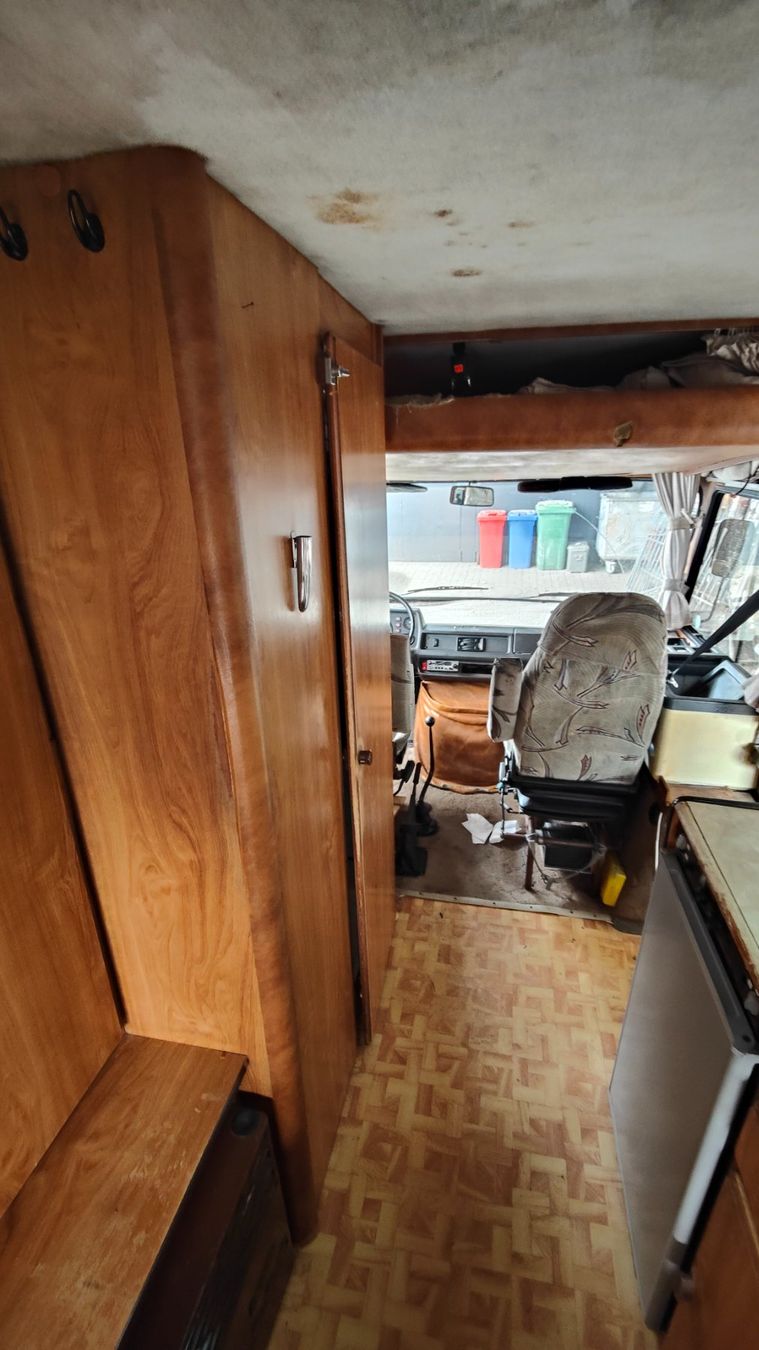 Hymer Veicoli da campeggio: Hymer Mercedes 310d – Difettoso da arni ag venduto da violetta01 7
