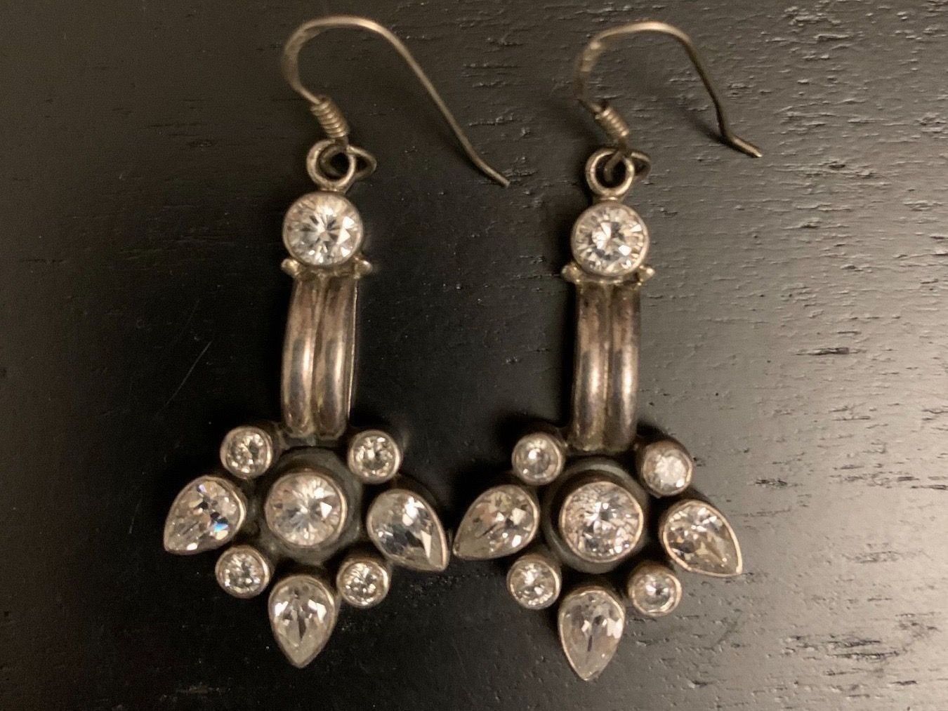 Ohrringe & -stecker: Siberohrringe mit Zirkonia – Neu (gemäss Beschreibung) aus Birsfelden von Exclusivity