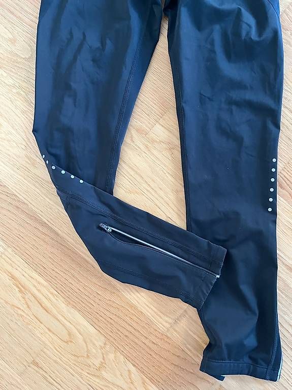 Leggings: Nike Dri-Fit Tights Gr. S – D'occasion à Liestal par Schatzsucher90 1