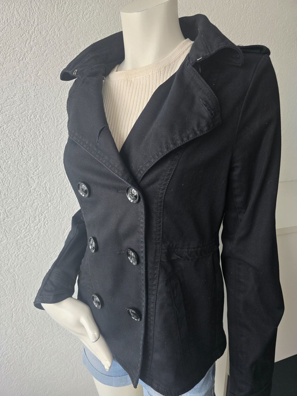Vestes: Veste noir T-38 – D'occasion à Les Verrières par kitel79