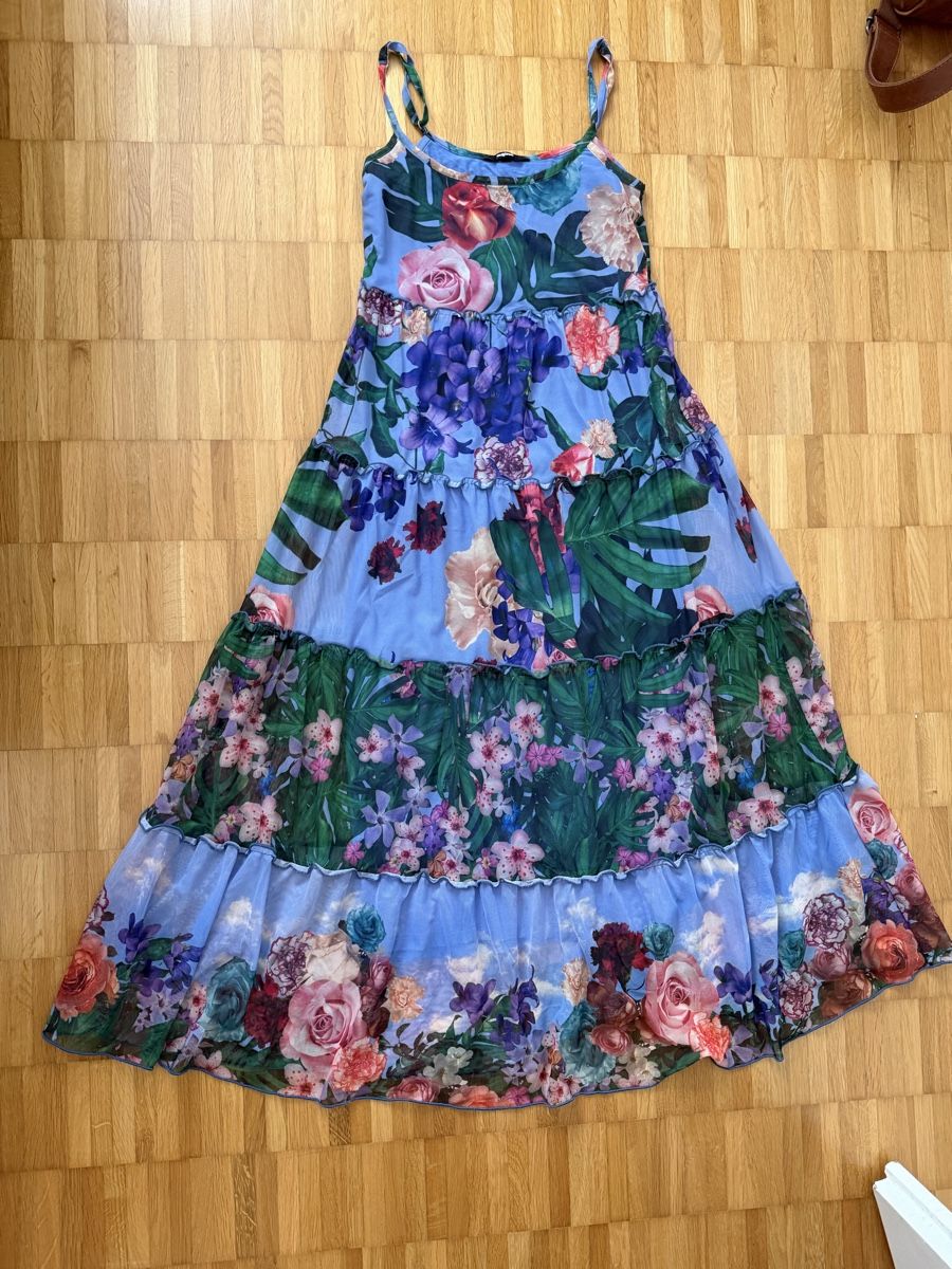 Desigual Kleider: Kleid Desigual Blumenmuster Gr. XS   – Neu (gemäss Beschreibung) aus Jona von Good_luck_