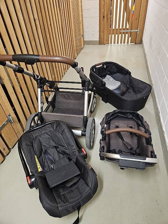 Carrozzine: ABC 3-1 Kinderwagen  – Usato da Rickenbach b. Wil venduto da Musti700007