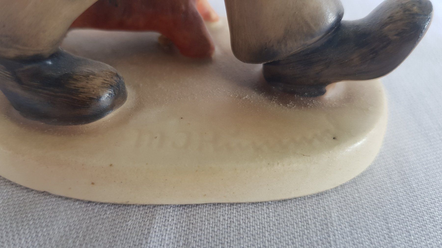 Hummel Figuren: Original Hummel " Wanderbub mit Hund" Arthur Möller 1935 – Gebraucht aus Horw von Kunstreich7 5