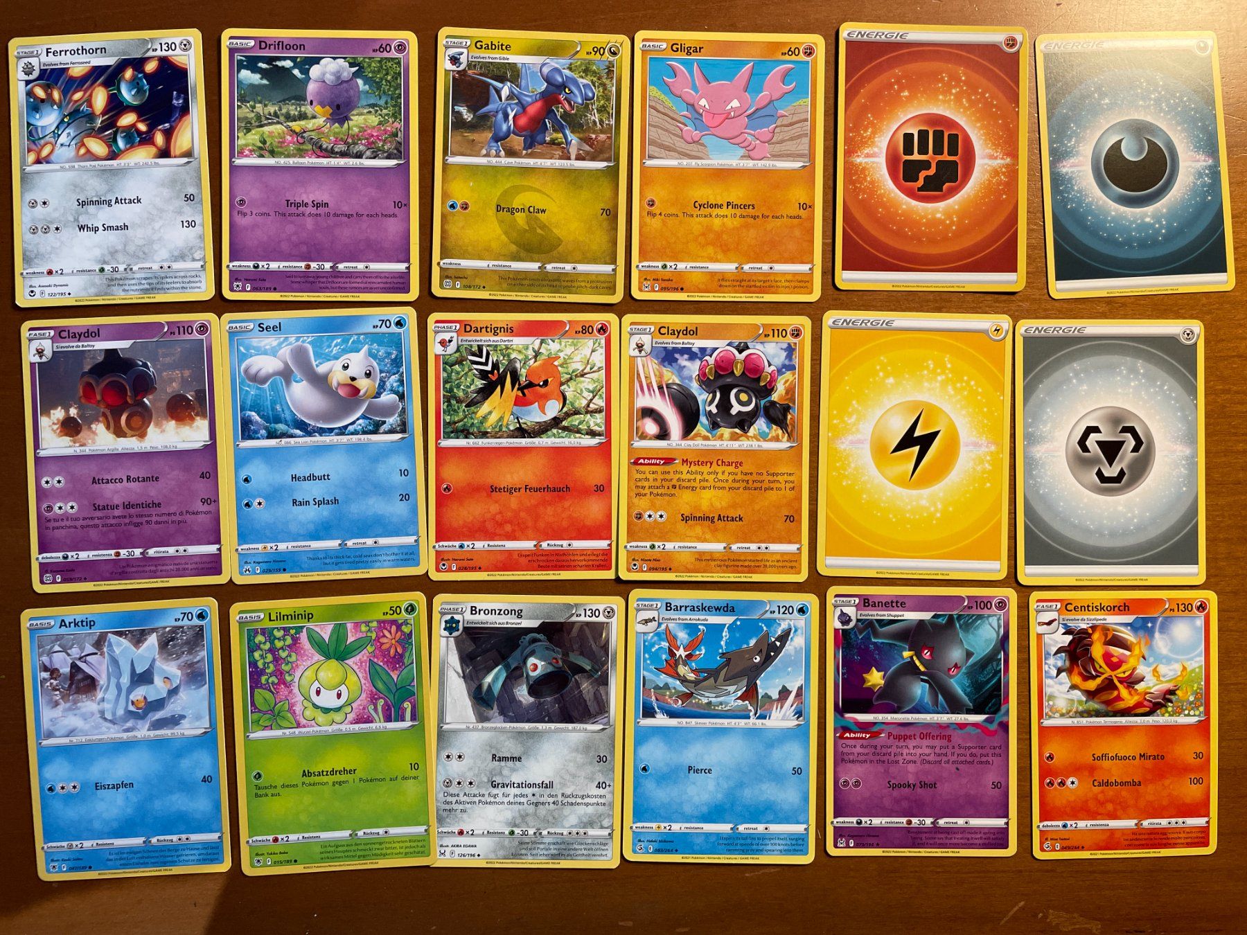 Pokémon Carte collezionabili: Pokemon Karten Set (Versand gratis) – Nuovo (secondo la descrizione) da Chur venduto da Angerson