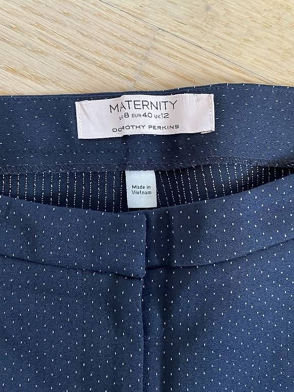 Pantaloni: Umstandshose Grösse 40 – Usato da Brütten venduto da Snowkiwi 1