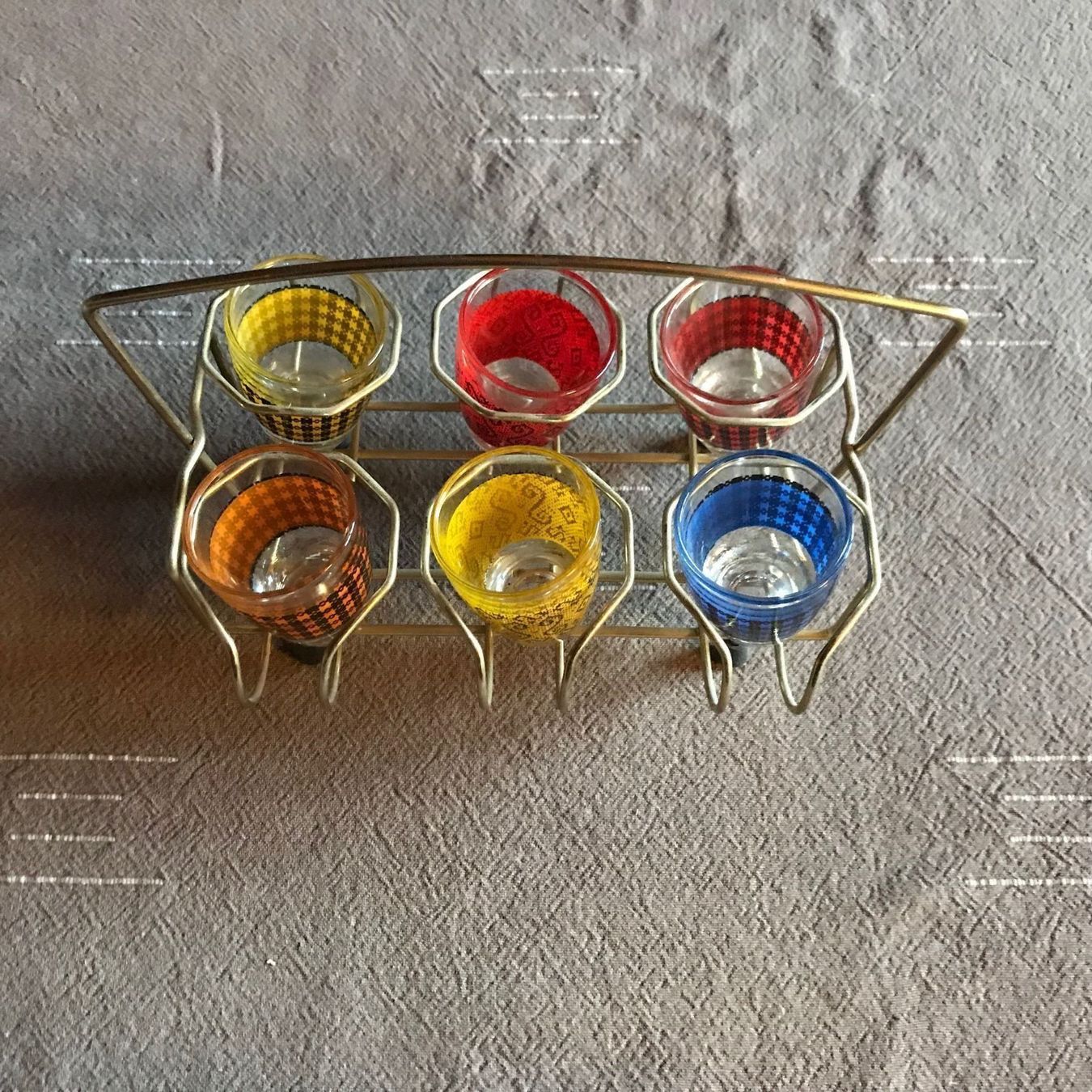 Bicchieri: Support avec 6 verres à schnaps – Usato da Ste-Croix venduto da mjmg 7