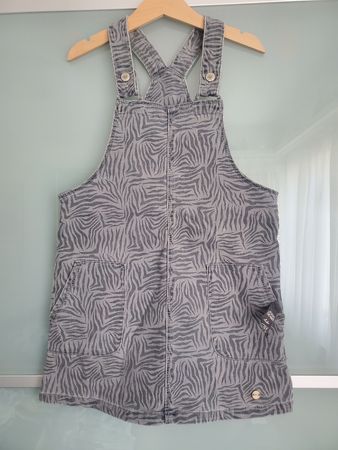 Latzkleid gr. 122 babyface