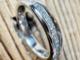 Alliance-Ring aus Platin 950 mit 55 Brillanten