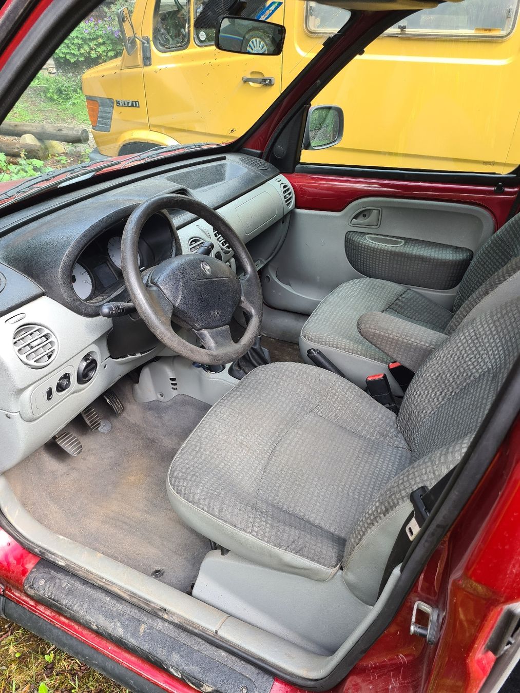 Renault Automobili: renault kangoo 1.6 16 v 4x4 – Difettoso da Hemberg venduto da florio108 2