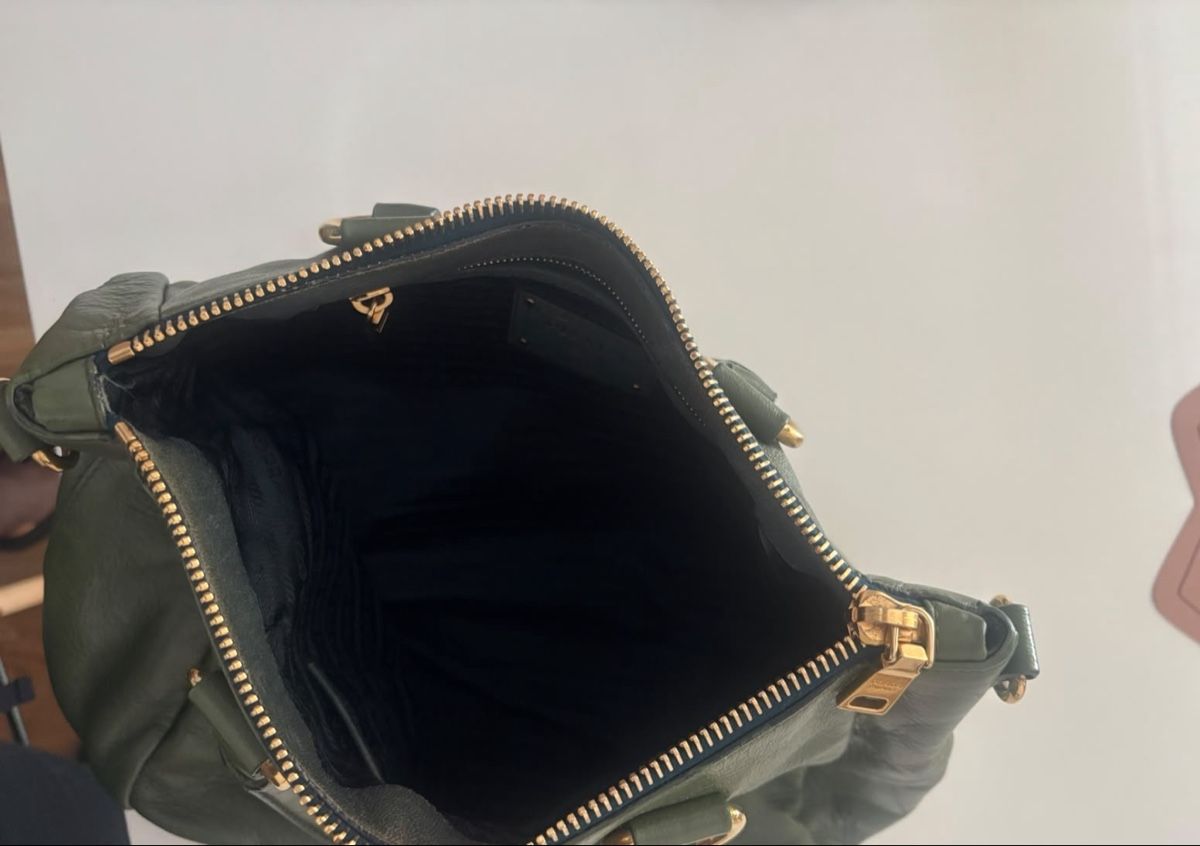 Prada Sacs femmes: Prada Tasche – D'occasion à Ebikon par loy_wjg6 5