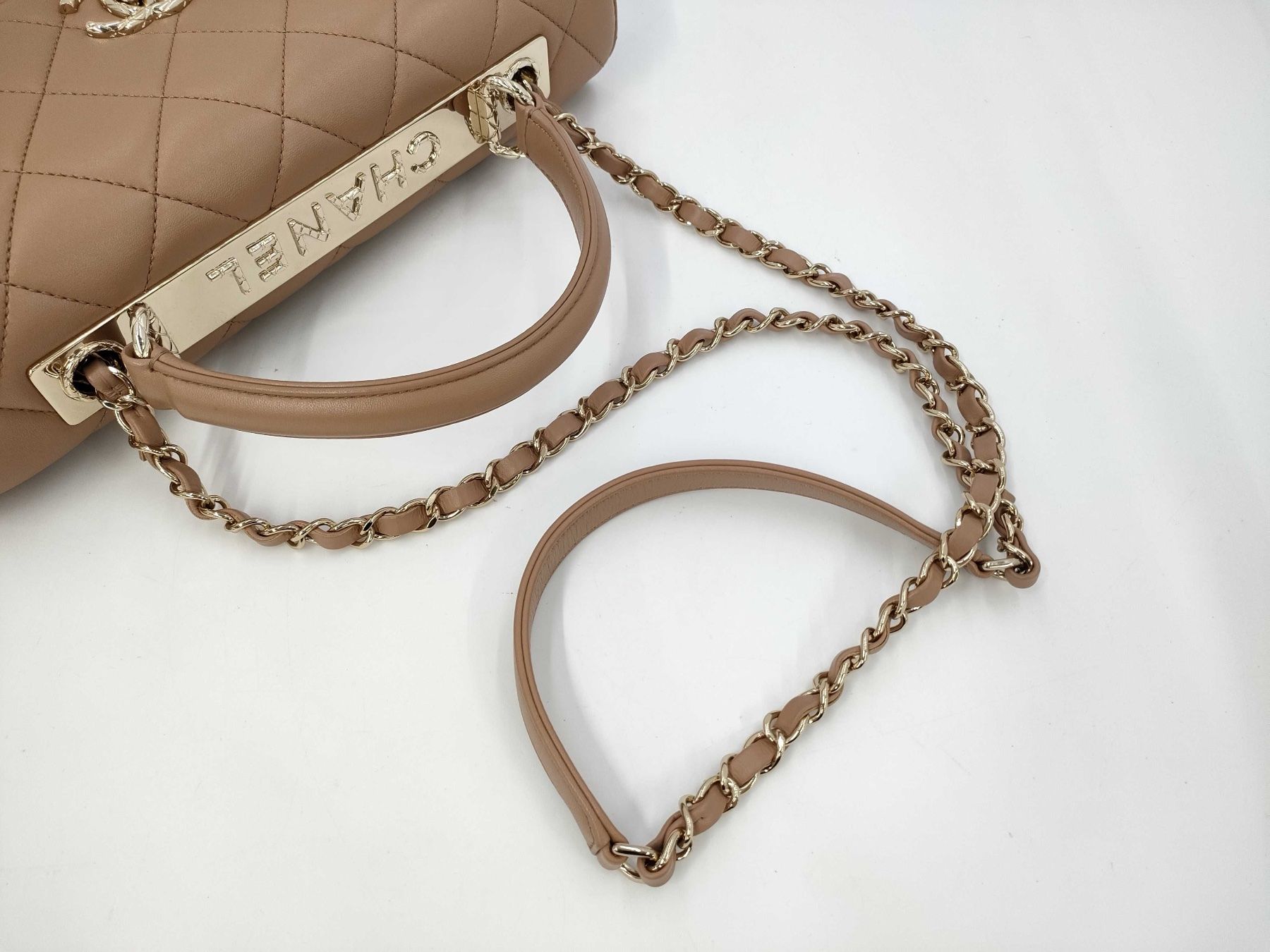 Chanel Borse da donna: Chanel Trendy CC Medium Beige GHW – Usato da St. Gallen venduto da Love_Luxury 4