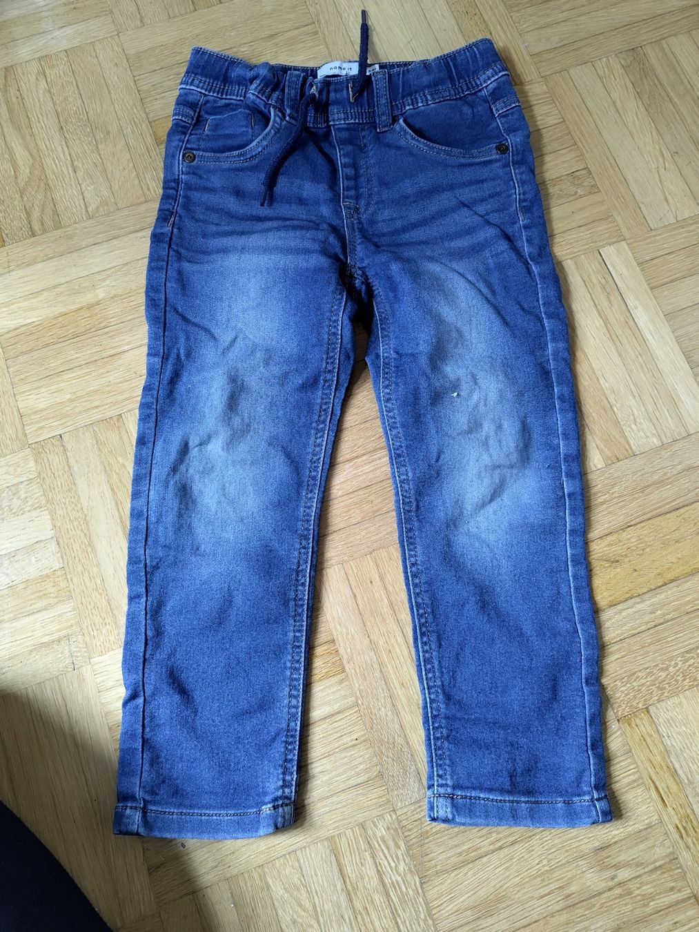 Pantaloni: Weiche aber starke Jeans 104 – Usato da Jona venduto da tschounaess