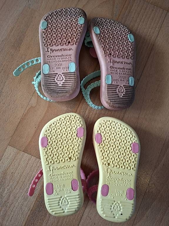 Scarpe per ragazze: Ipanema Flip Flops Mädchen – Usato da Frauenfeld venduto da liljenny 1