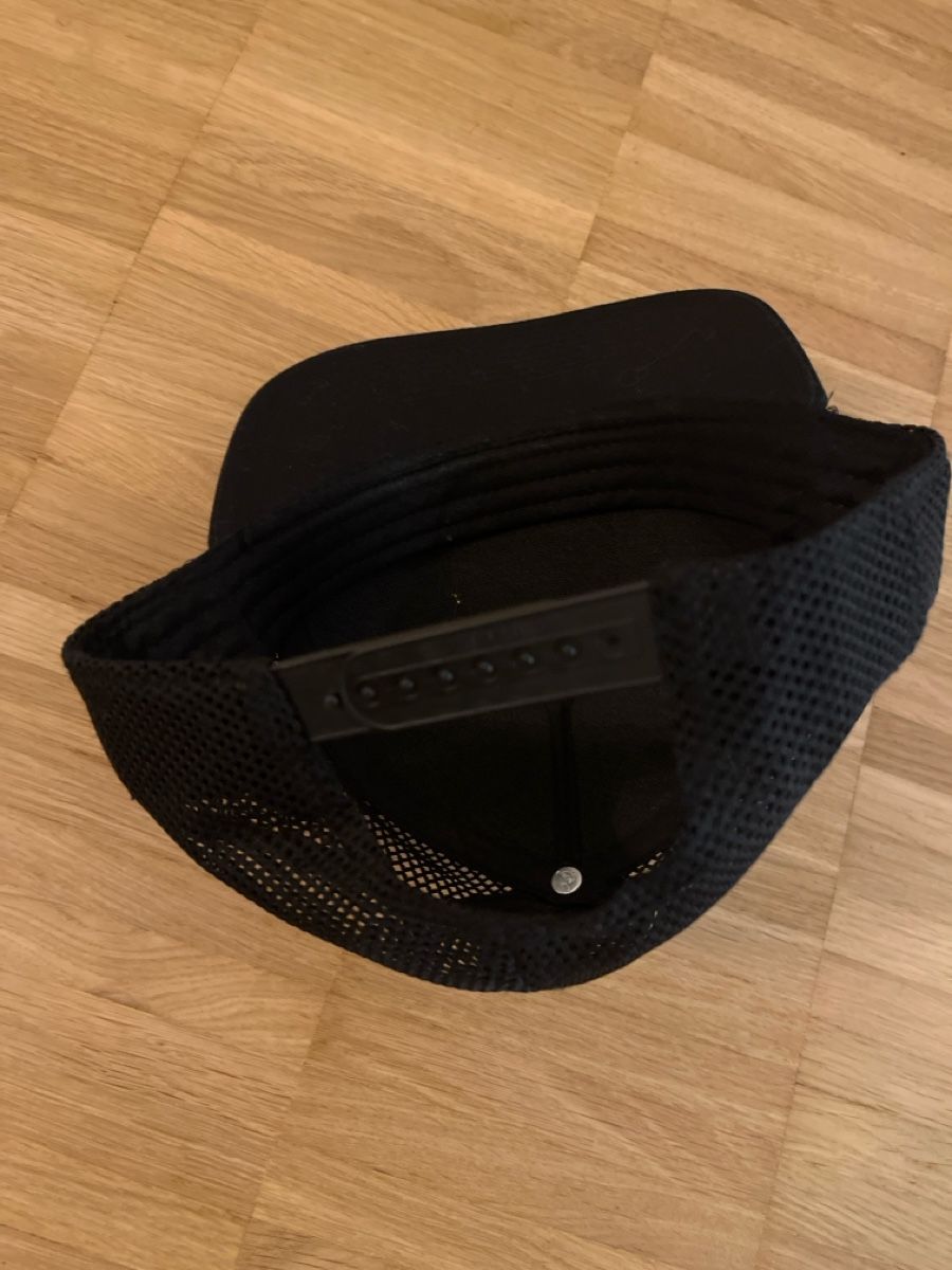 Chapeaux, bonnets & casquettes: Stick to your guns Snap back cap – Neuf (Voir description) à Zwillikon par Traktorjoe 2