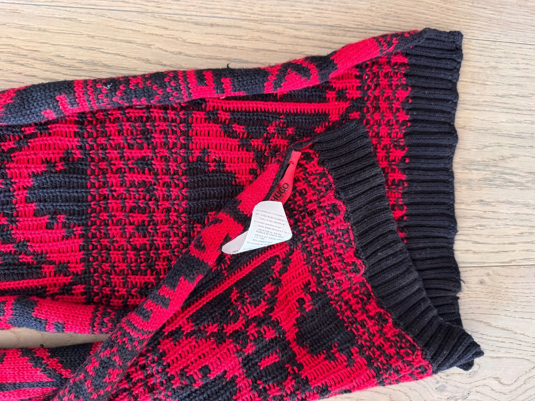 Hugo Boss Foulards & écharpes: HUGO Schal – D'occasion à Kriens par saintstone 1