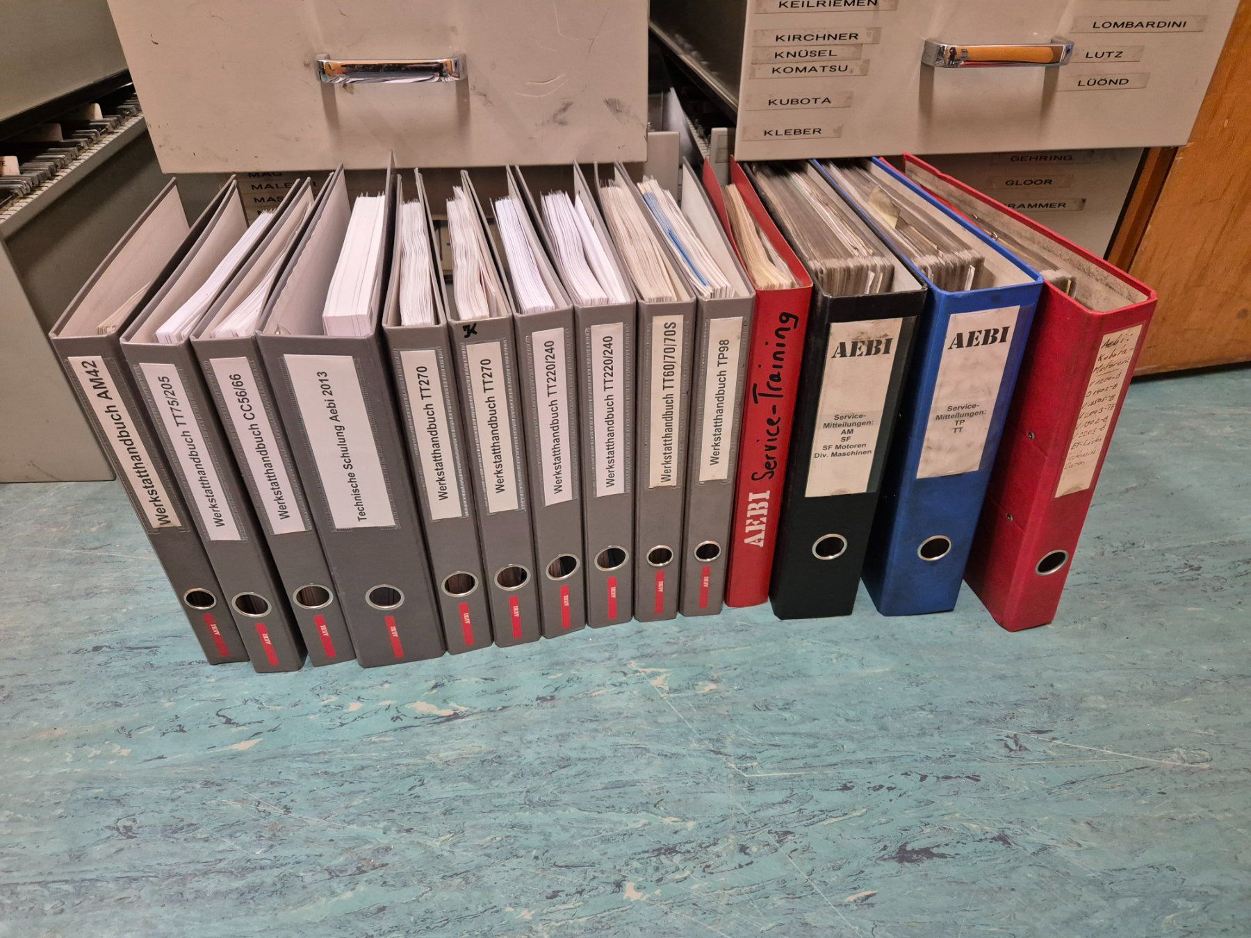 Bücher: Aebi Werkstatthandbücher – Gebraucht aus Rüegsbach von Garage3418