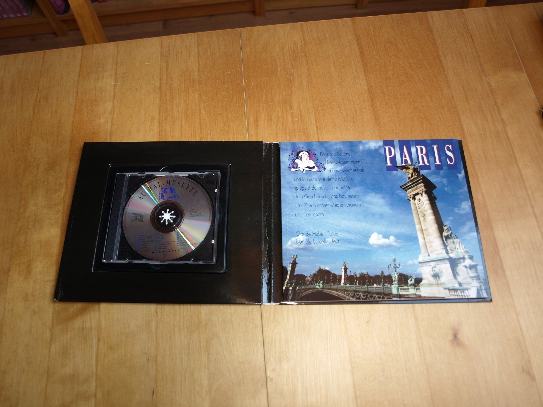 CD: Mondoviva - Paris CD mit Buch – Usato da Unterkulm venduto da Poncho11 1